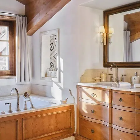 Contact Us At What App - 0041-798-079-427 To Book!! - Chalet Douce 1850 *